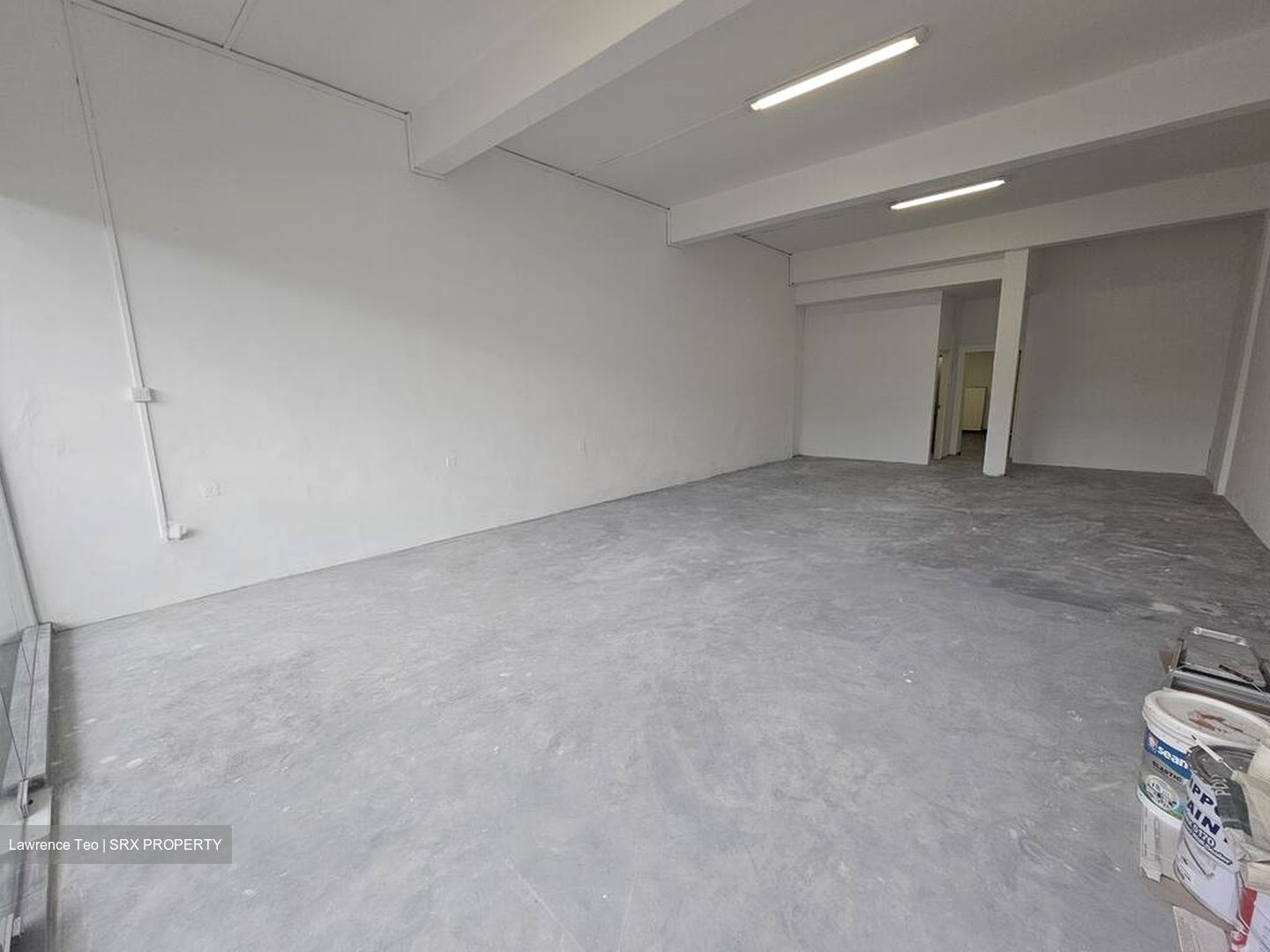 Race Course Road (D8), Retail #515200411